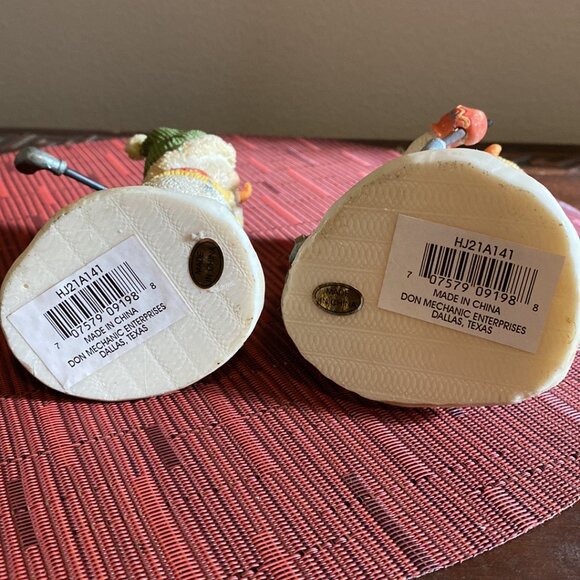 OMG Two Cute Snowmen Golfing - Picture 12 of 13